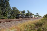 Norfolk Southern 4079 and 4180 on the point of train 25P